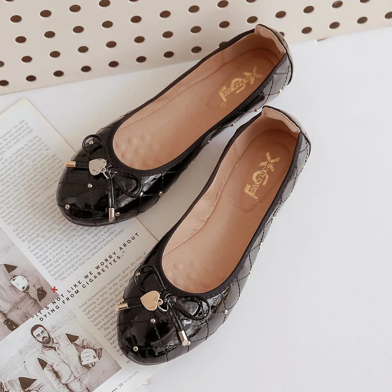 Plus Size Women Flat Shoes Fashion Loafers