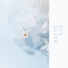 Daisy Flower Charm Necklaces Pendant Fashion Chain Silver Jewelry