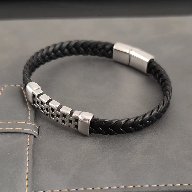 Simple Style Men's Black Genuine Leather Bracelet Classic