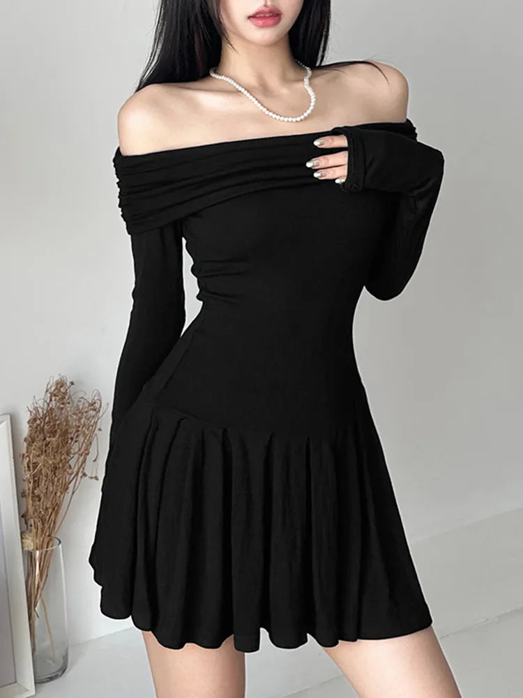 Casual Pleated A-line Dress Solid Black Slash Long Sleeve All-match